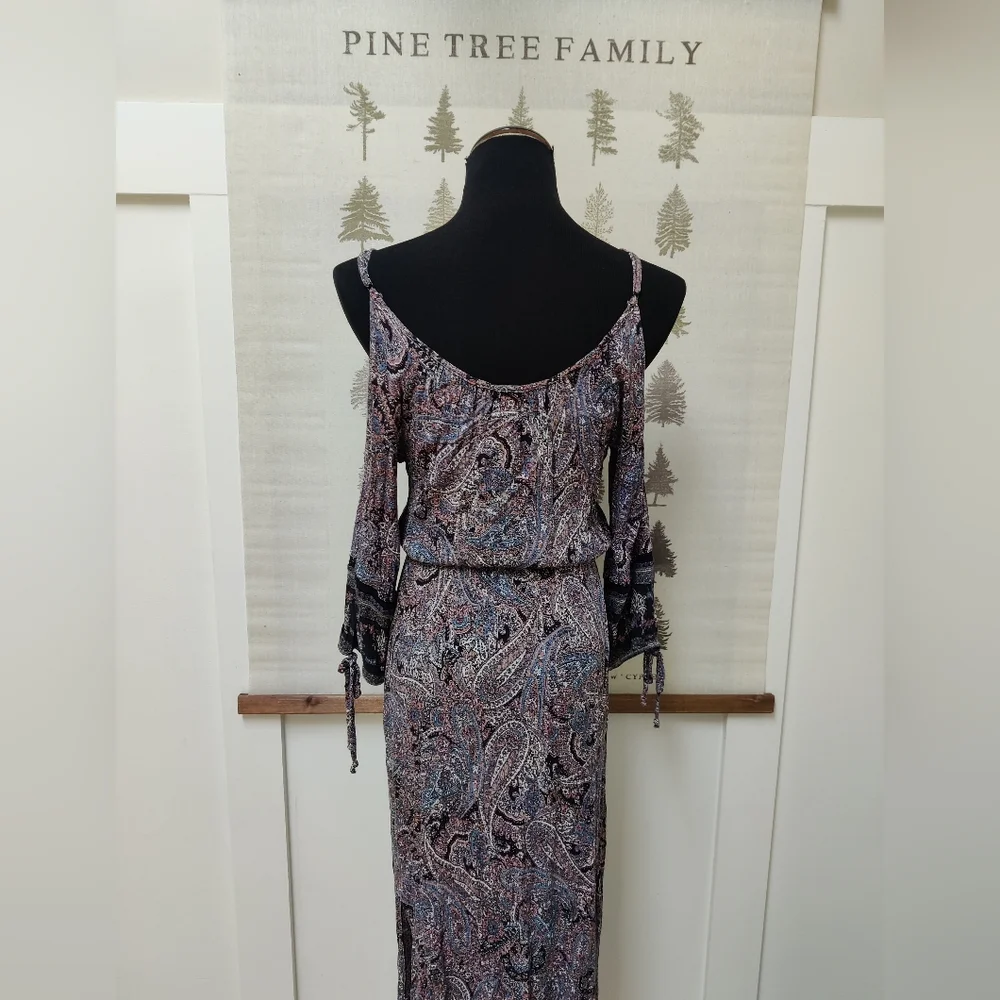 American Eagle Paisley Cold Shoulder Maxi Dress - Size M - Picture 8 of 12